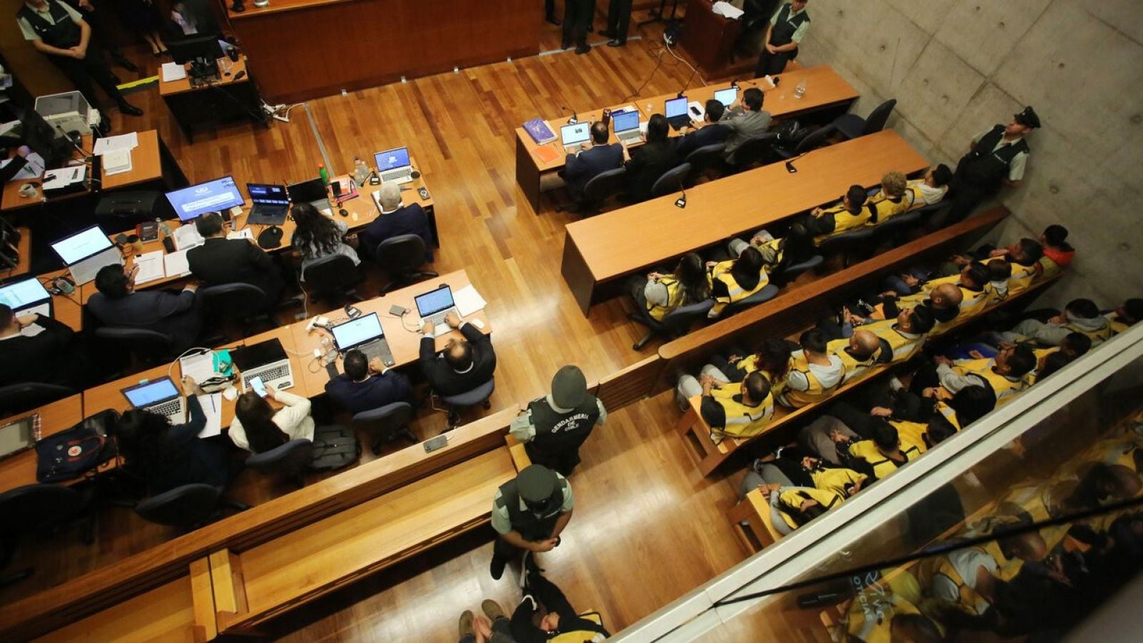 Formalización de gendarmes