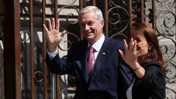 Encuesta Cadem sobre Kast