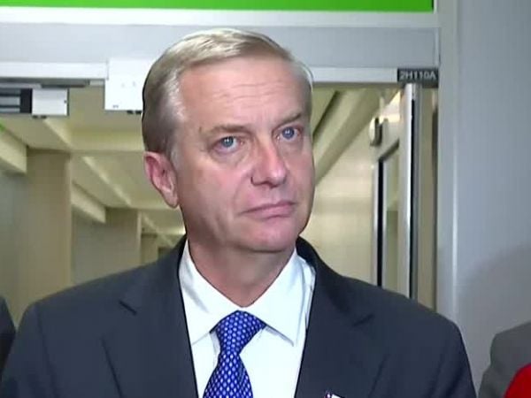 Kast llegó a Ecuador