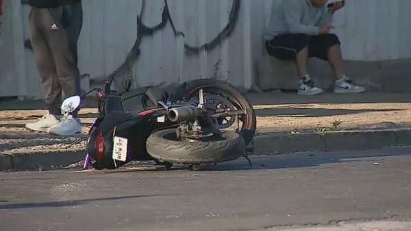 Mujer que iba en moto muere tras choque con auto en La Pintana