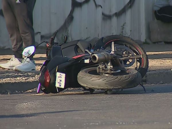 Mujer que iba en moto muere tras choque con auto en La Pintana