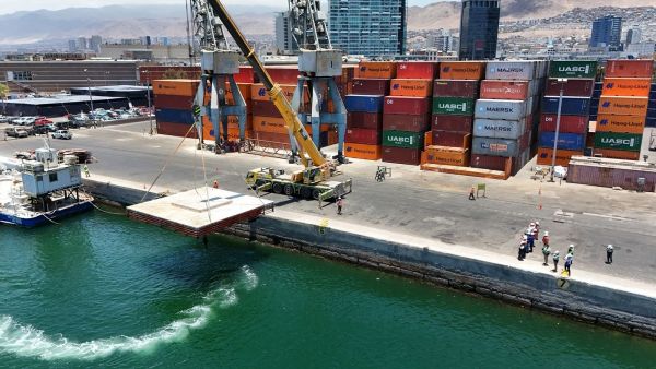 Balsa del balneario de Antofagasta