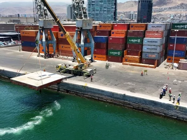 Balsa del balneario de Antofagasta