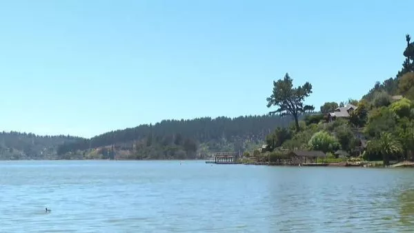Habitantes de Vichuquén buscan ponerse de pie