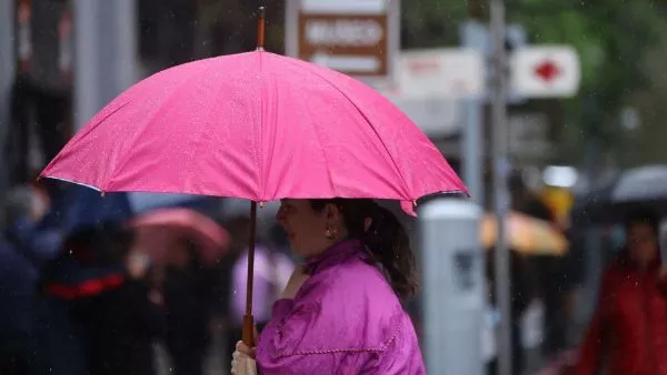 Lluvias en dos regiones