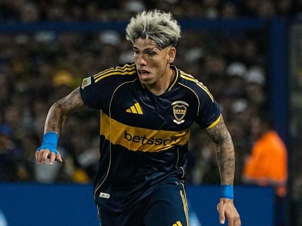 Carlos Palacios jugando por Boca Juniors