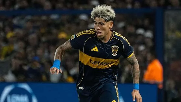 Carlos Palacios jugando por Boca Juniors
