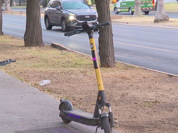 Hombre en scooter muere tras ser atropellado