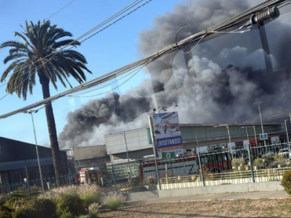 incendio mall plaza norte