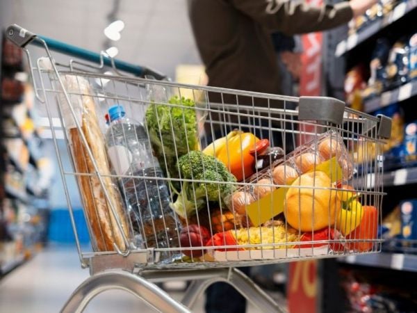 Horarios supermercados 31 de diciembre. Carro de supermercado