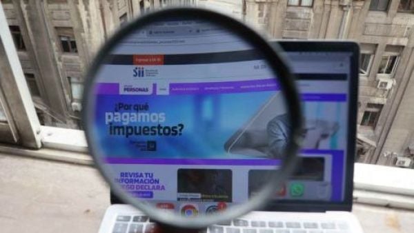 SII o Servicio de Impuestos Internos. Boletas de honorarios.