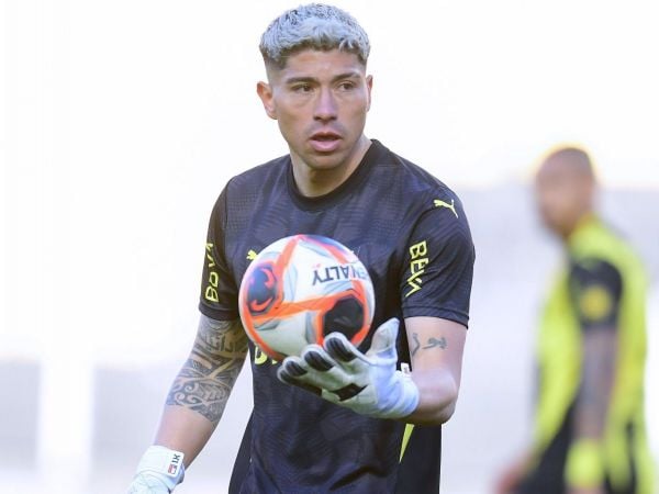 Brayan Cortés jugando por Peñarol