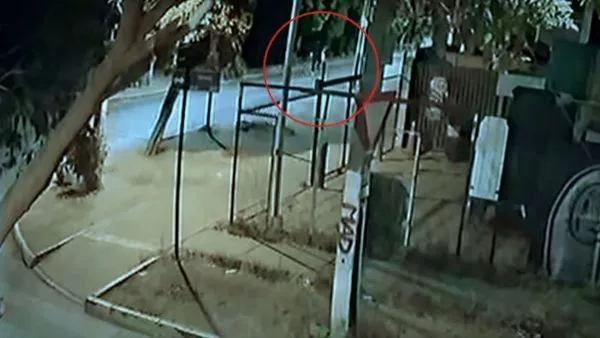 Desconocidos incendiaron restorán de emprendedor en Maipú: local había sido creado en memoria de hija fallecida