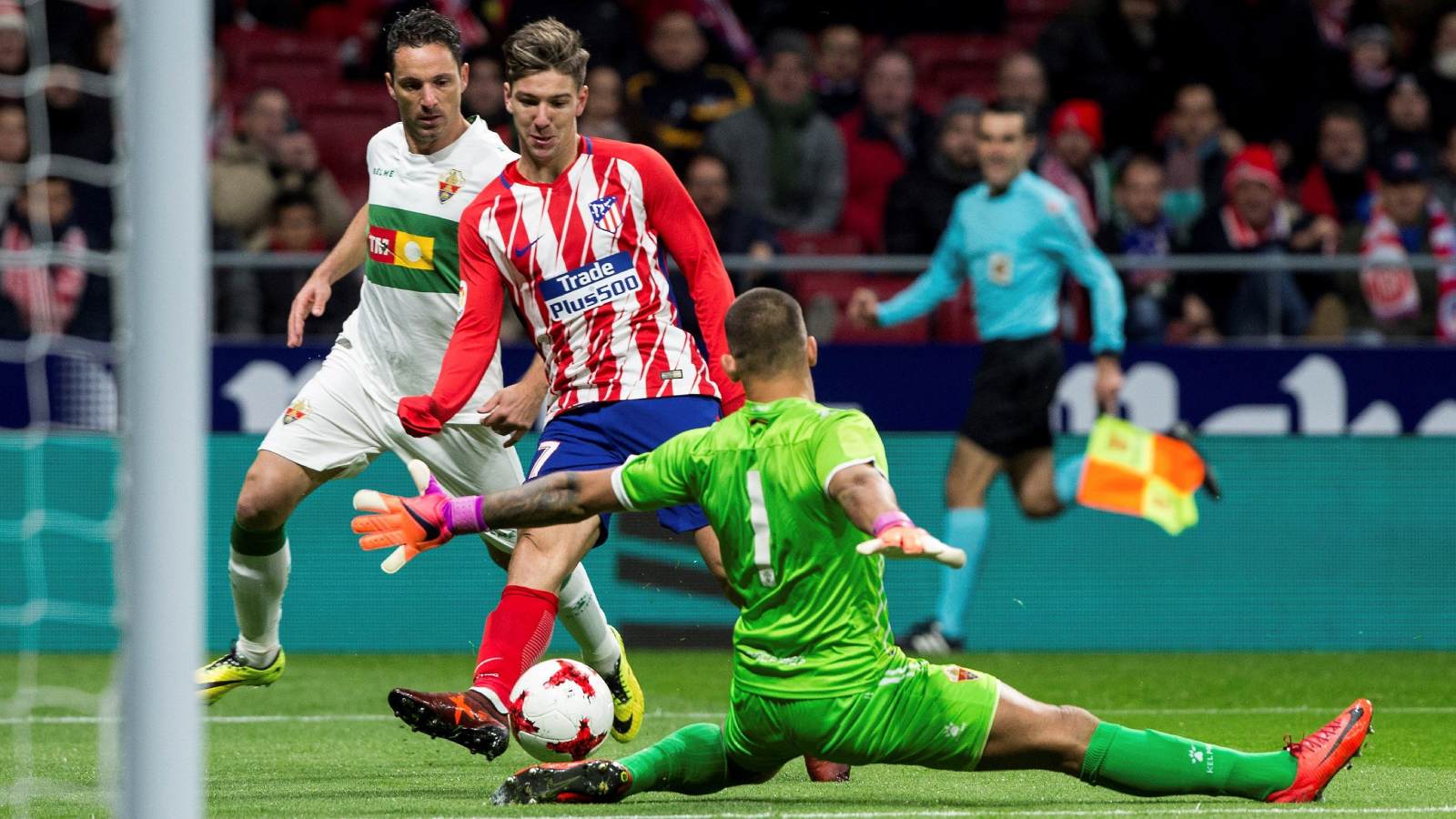 Luciano Vietto jugando por el Atlético de Madrid