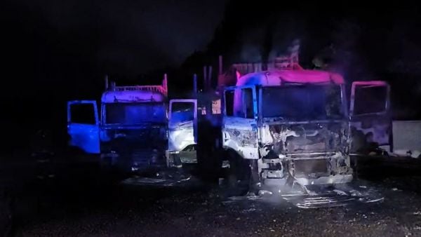 Ataque incendiario deja dos camiones quemados en Collipulli