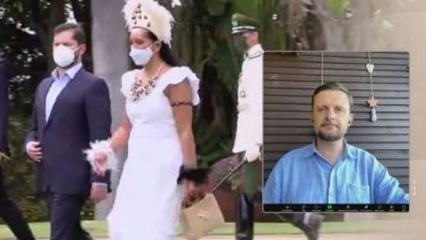 Diputado Schubert embajadora Pakarati