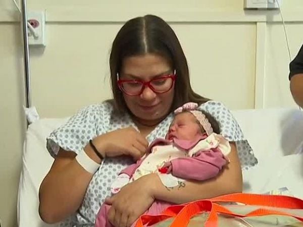 Luciana, la primera bebé del 2026 que nació en la región Metropolitana