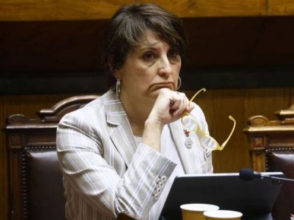 aguilera cirugia mama republicanos