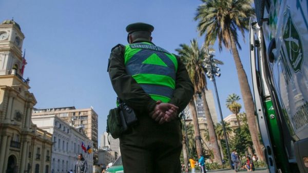 Carabinero foto referencial