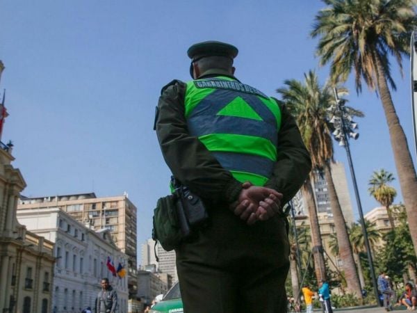 Carabinero foto referencial