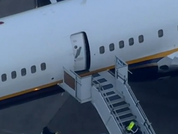 Aterriza avión que traslada a Maduro