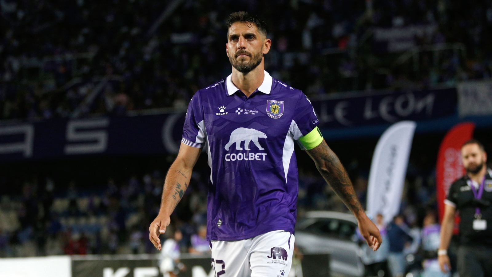 Joaquín Larrivey jugando por Deportes Concepción