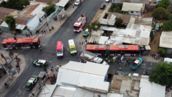 ciclista muere peñalolen bus red