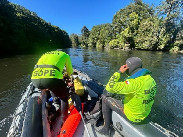 Padre murió mientras intentaba salvar a su hijo de 6 años en río Maullín