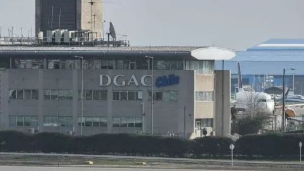 Vehículo irrumpió a alta velocidad en aeródromo Carriel Sur: La versión de la DGAC