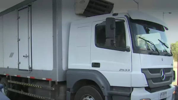 Camión abandonado en Maipú