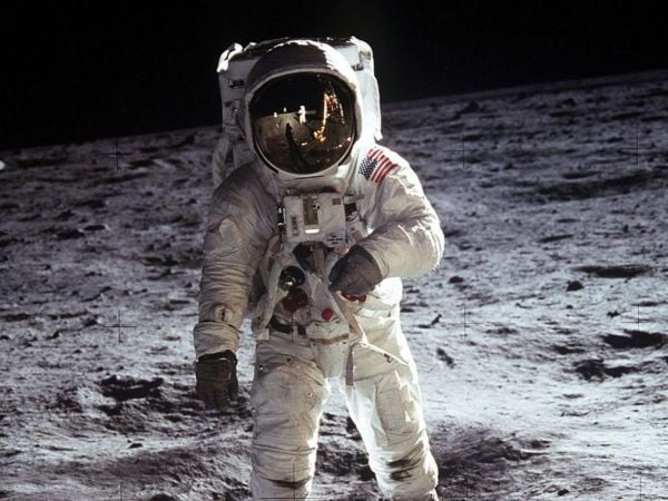 Astronauta Foto Referencial