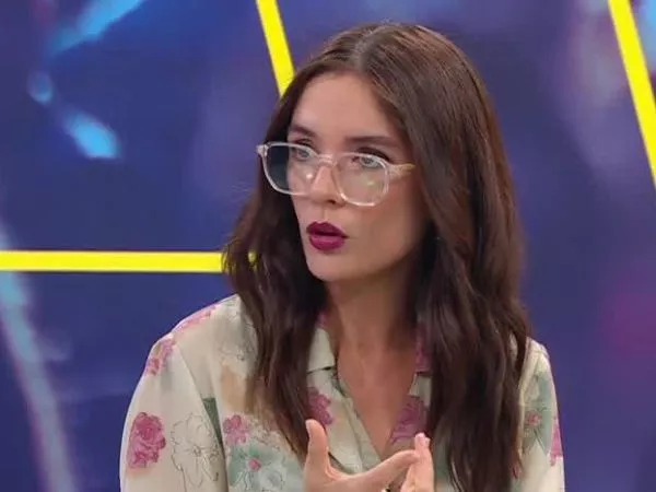 Vallejo sobre Kast
