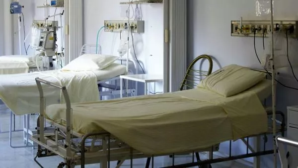 Mueren dos pacientes por mala administración de medicamento