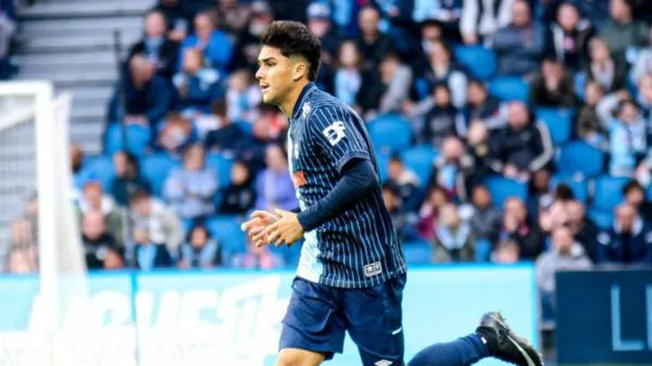 Damián Pizarro jugando por el Le Havre