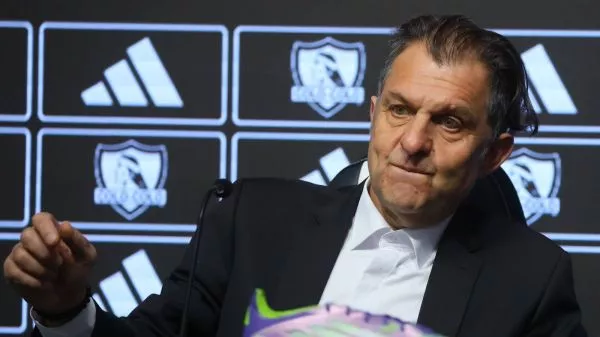 Aníbal Mosa en conferencia de prensa