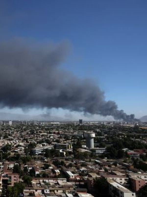 24 Horas Reportajes: Bodegas sin ley, ¿quién fiscaliza lo que se almacena?