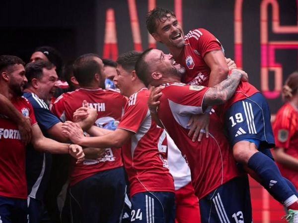 Selección chilena de la Kings League celebrando su triunfo ante Alemania