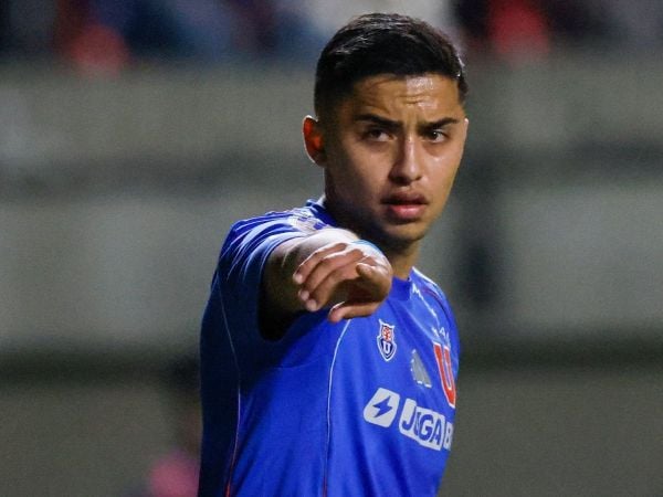 Nicolás Guerra jugando por la Universidad de Chile