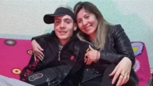 Madre de Marcianeke tiene un impactante cambio físico