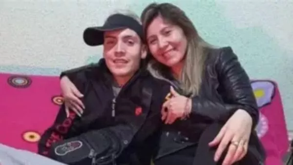 Madre de Marcianeke tiene un impactante cambio físico