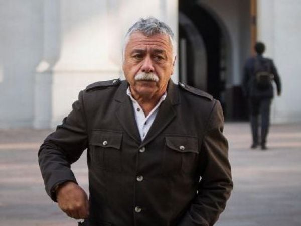 Carlos Caszely denuncia a su isapre por devolución en cuotas que se extenderían por 64 años