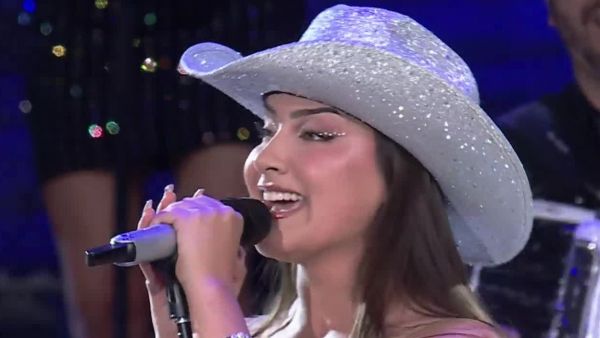 Redes SE RINDEN ante el talento de Alanys Lagos