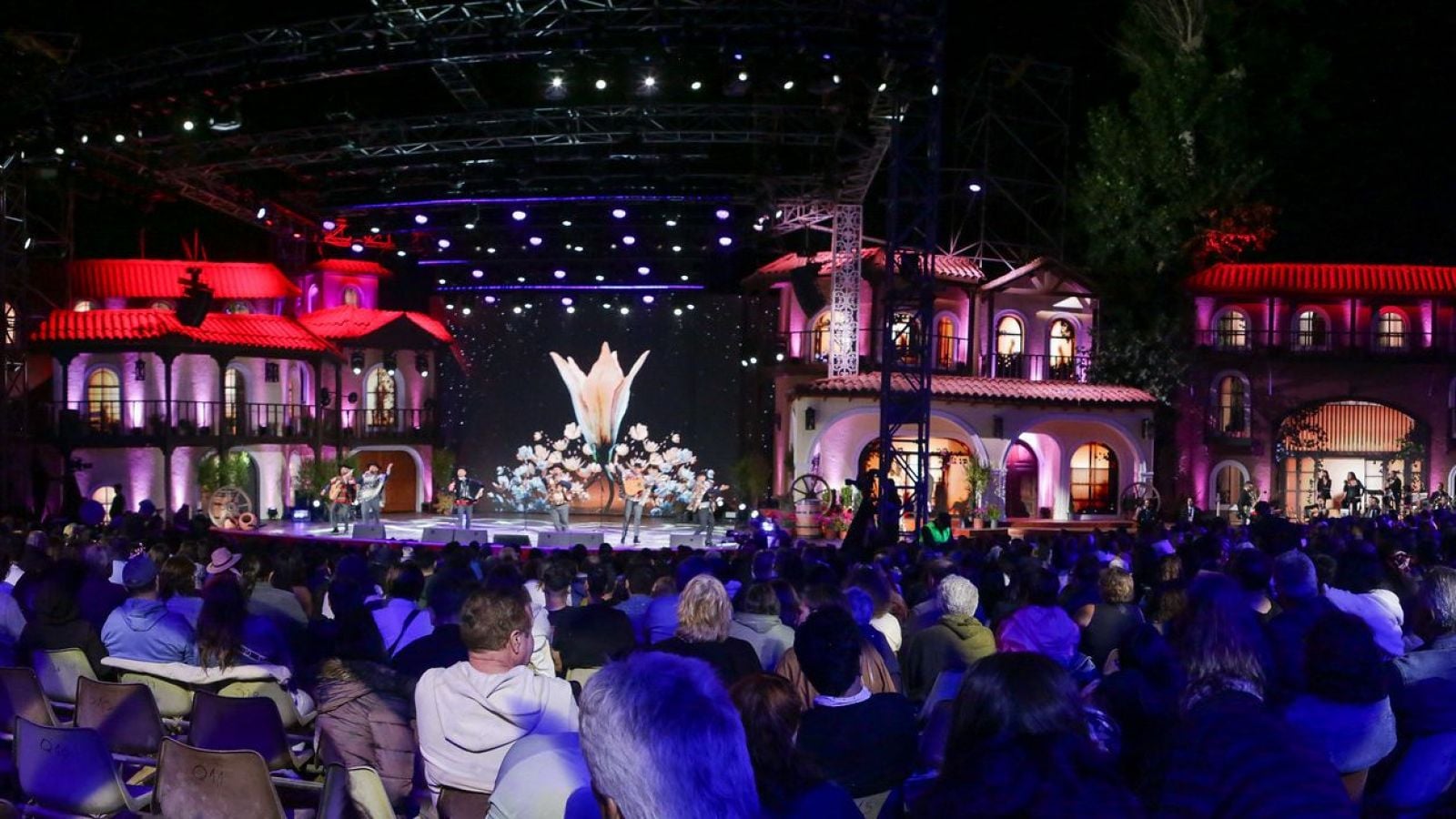 Olmué en ayuda a incendios