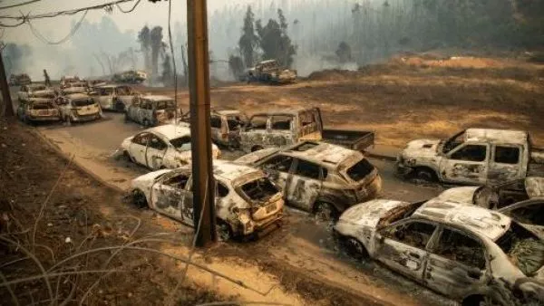 Toque de queda indefinido en Lirquén por búsqueda de personas fallecidas tras incendio