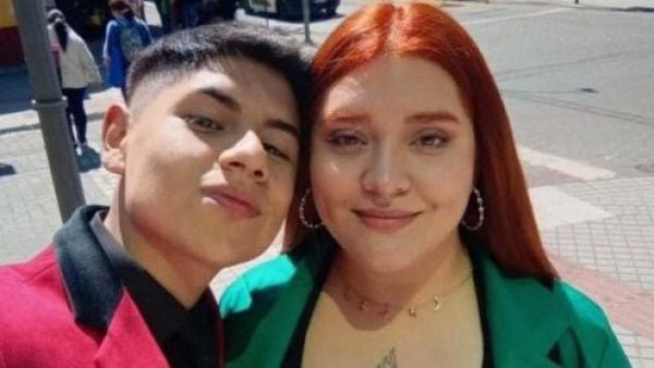 Emotiva despedida de pareja de joven futbolista fallecido junto a su madre en incendios de Penco