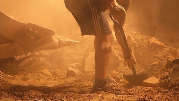 Padre pierde su hogar en incendio forestal mientras acompañaba el nacimiento de su hijo en Lirquén