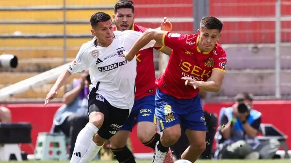 Lucas Cepeda jugando frente a Unión Española