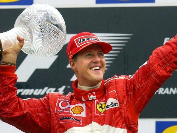 Michael Schumacher celebrando el título del Gran Premio de Bélgica el 1 de septiembre de 2002
