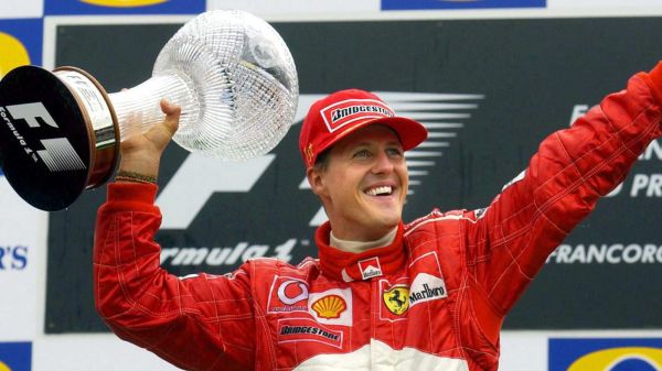 Michael Schumacher celebrando el título del Gran Premio de Bélgica el 1 de septiembre de 2002