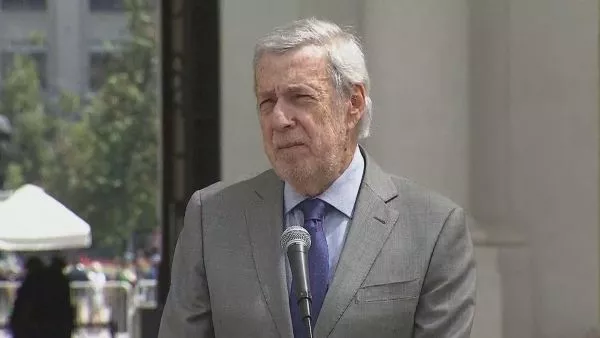 Canciller sobre Armando Fernández Larios